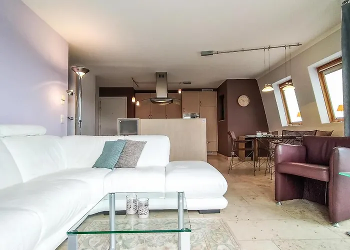 Nice Apartment In Bredene With Kitchen